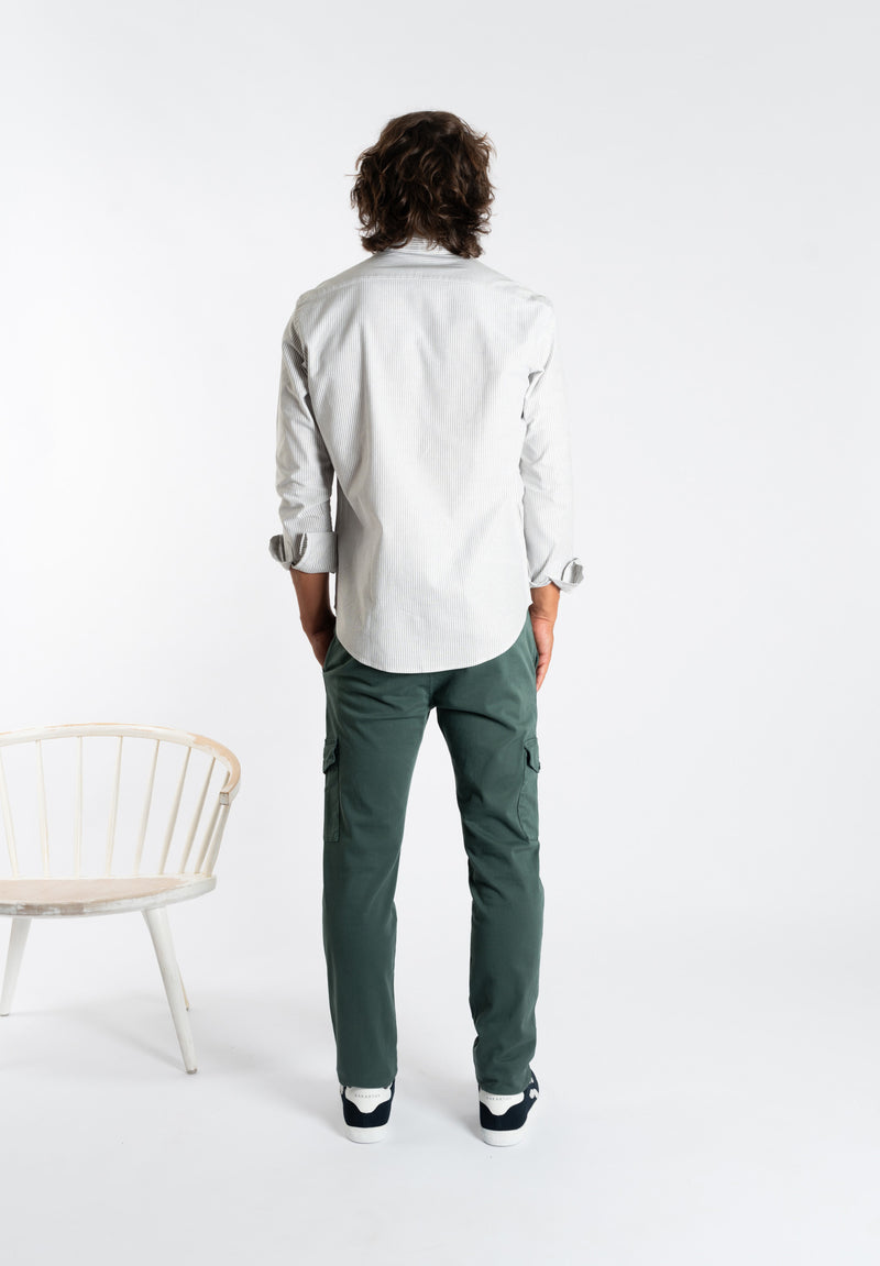 Pantalón Cargo Verde Oscuro