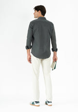 Camisa Sarga Cuello Botón Gris Oscuro