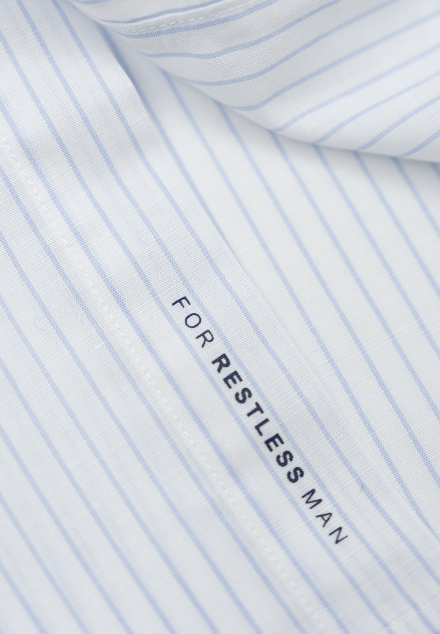 Camisa Rayas Minimal Celeste