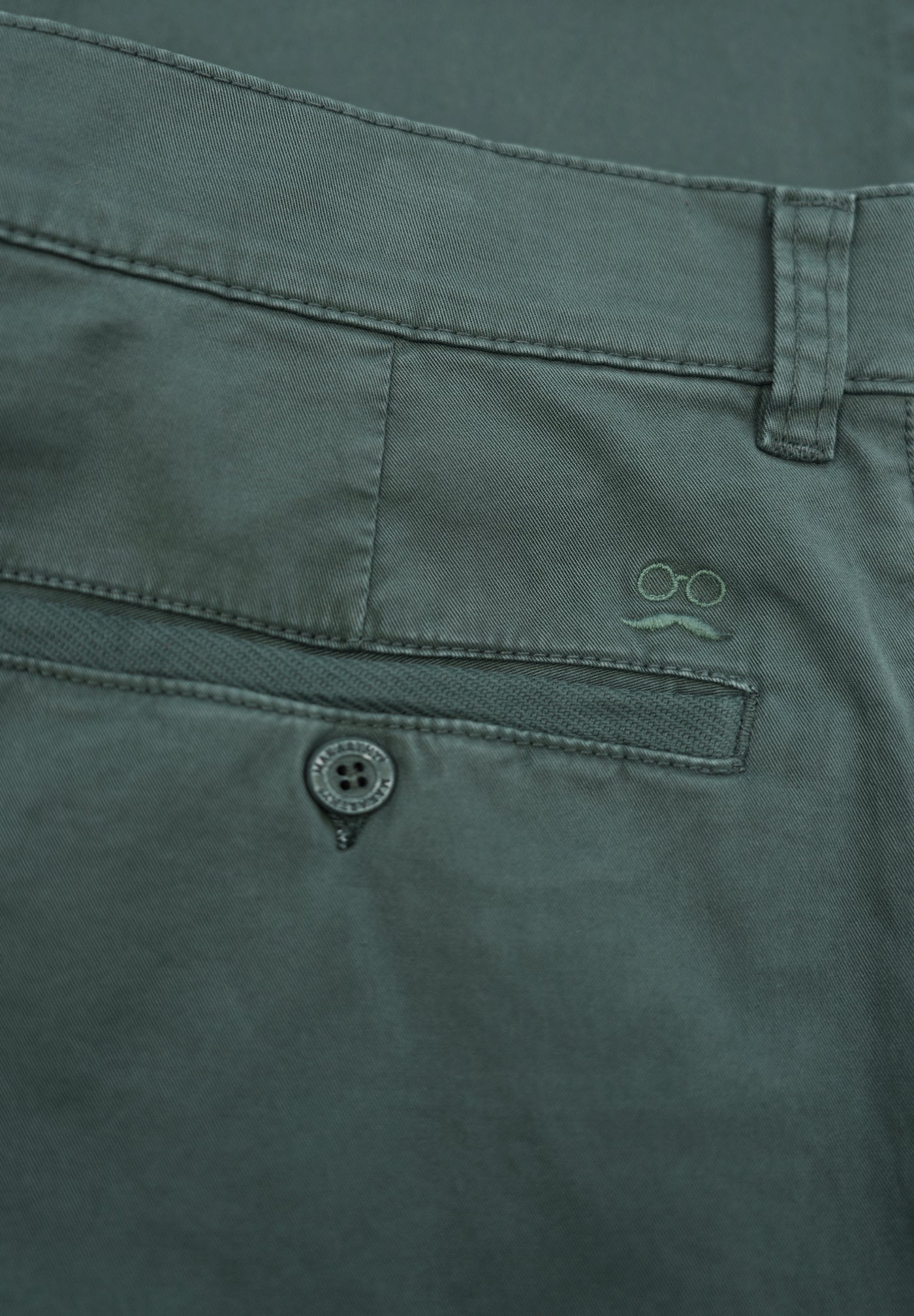 Pantalón Chino Sport Laurel