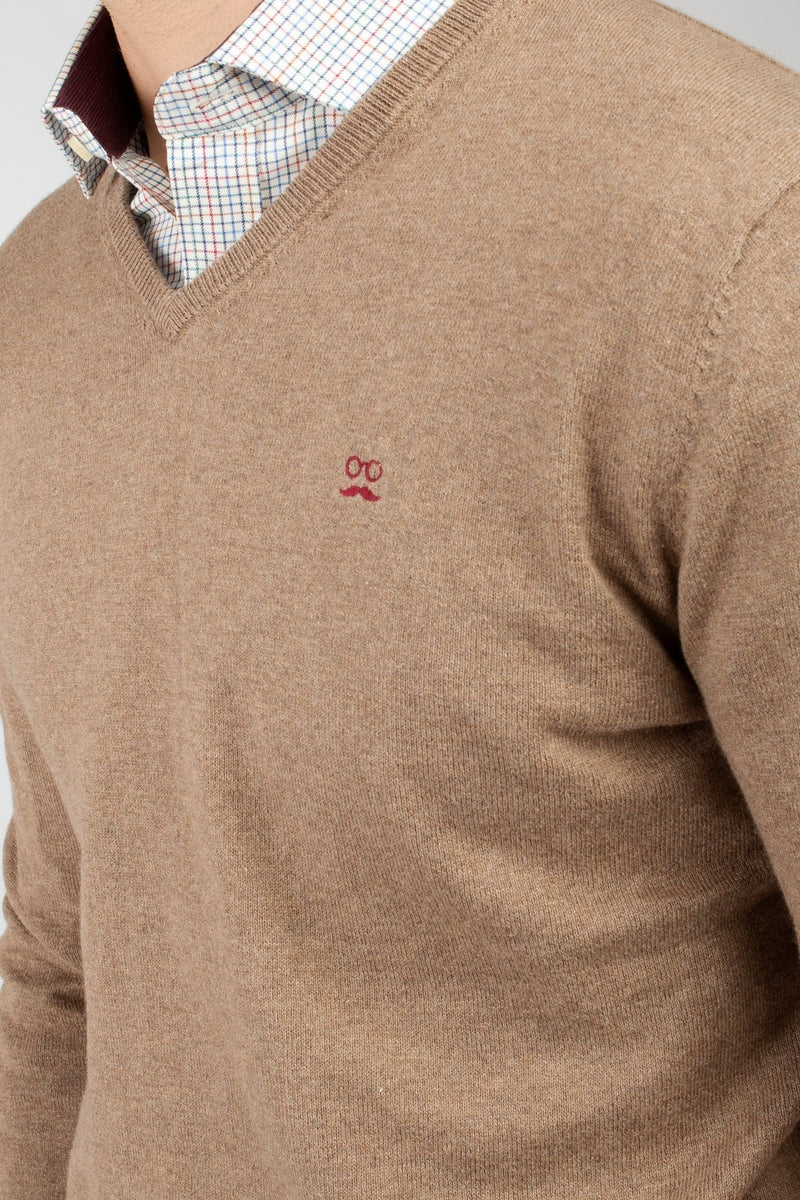 Jersey Cuello Pico Marrón